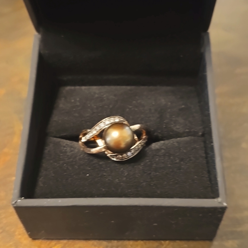 Tahition Chocolate Pearl and Diamond Ring LeVian Brand